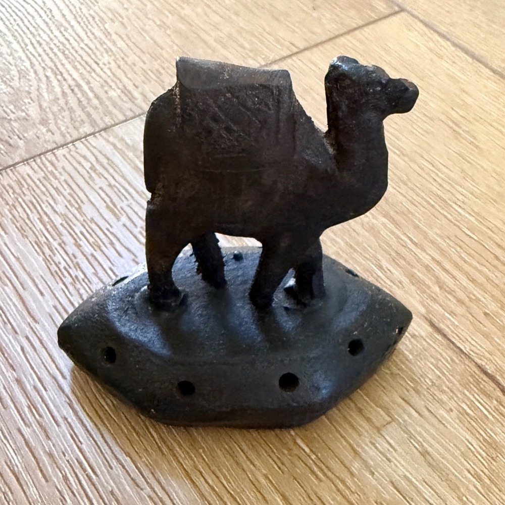 Vintage Cast Iron Camel Figurine Black Metal Desert Animal Paperweight Decor